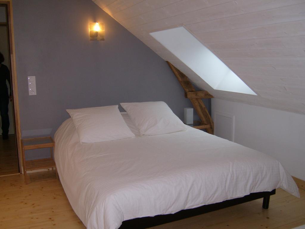 Le Chene Blanc Bed & Breakfast Plessé Стая снимка